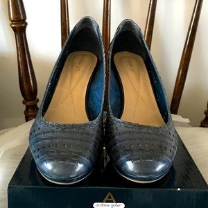 Andrew Geller blue pumps size 9 1/2
